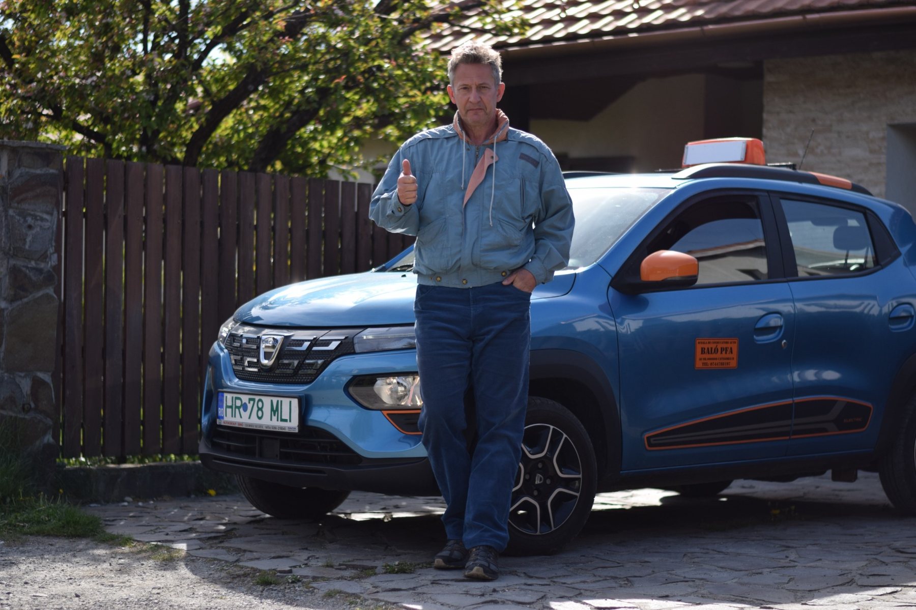 Dacia Spring autovehicul școală categoria B automat electric
