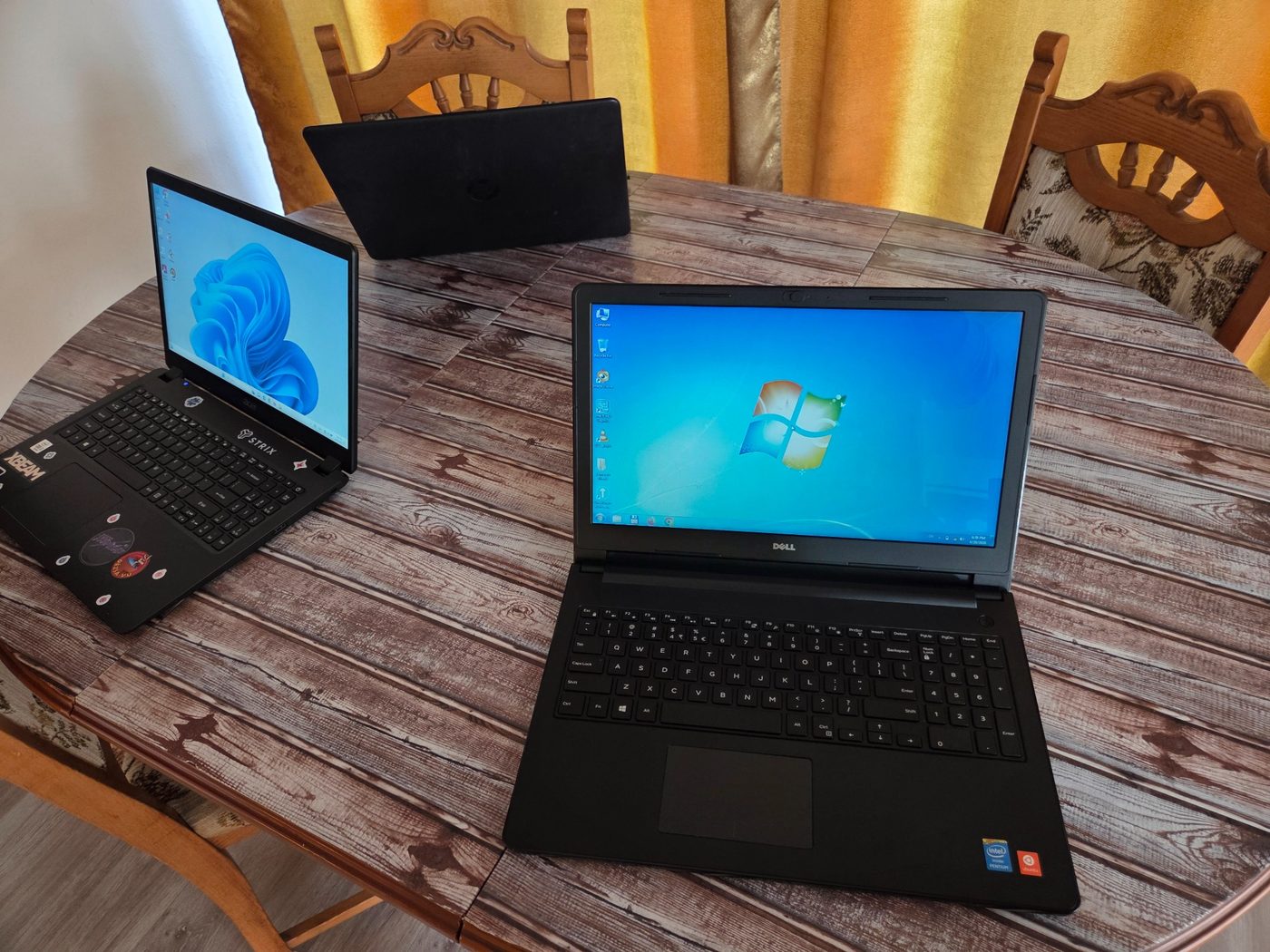 Laptopuri pentru pregătirea chestionarelor auto
